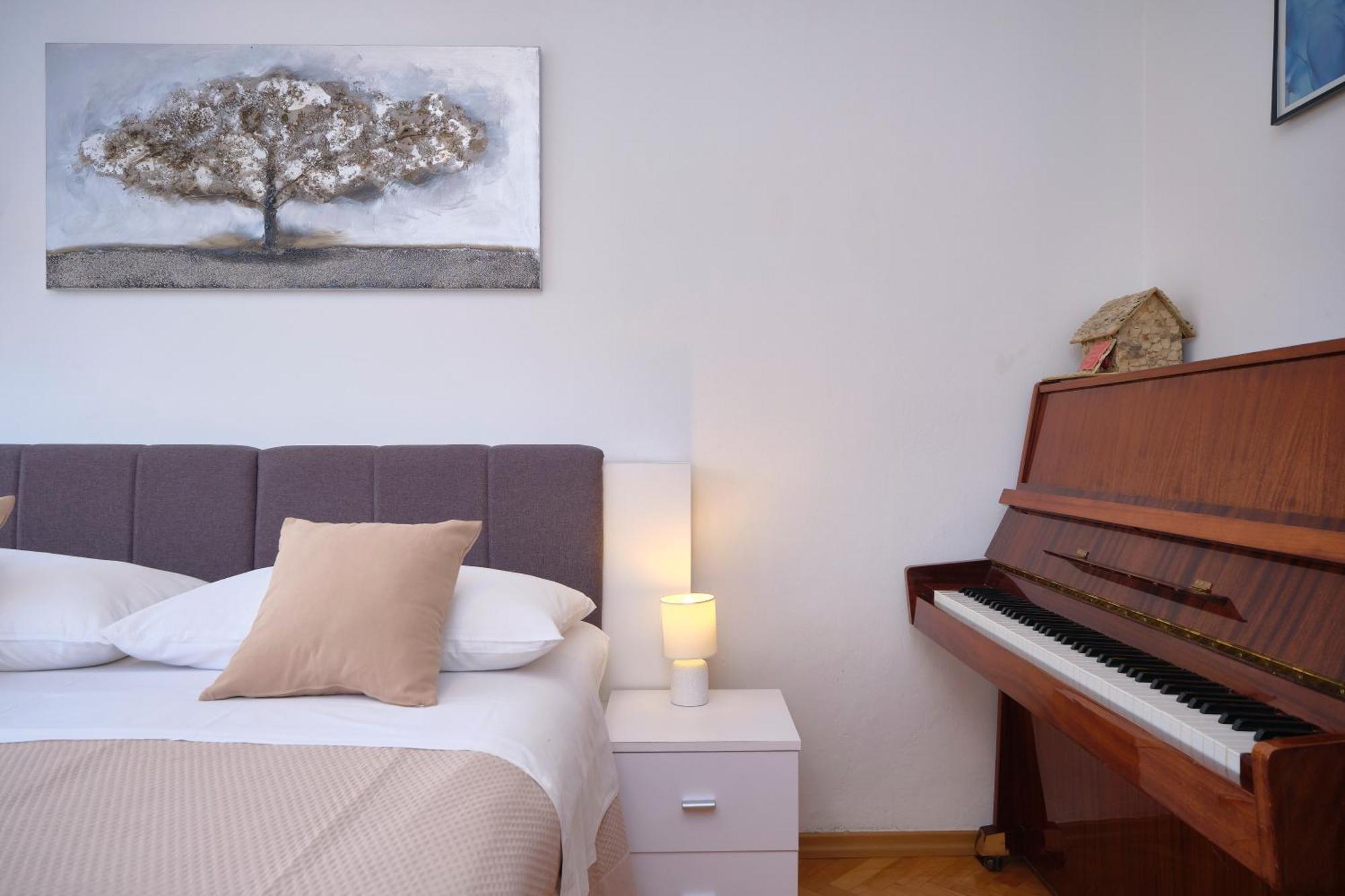 Sunny Apartment سبليت المظهر الخارجي الصورة