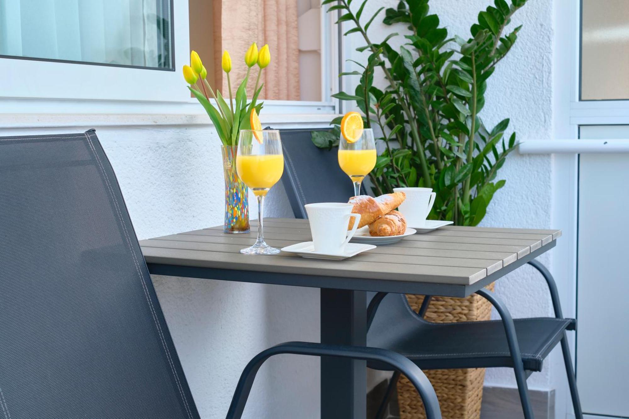 Sunny Apartment سبليت المظهر الخارجي الصورة